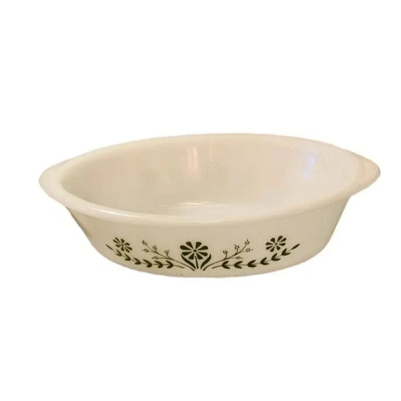 Vintage Glasbake Casserole Dish J235 1 QT Green Daisy Milk Glass Oval Free Ship - Picture 1 of 4